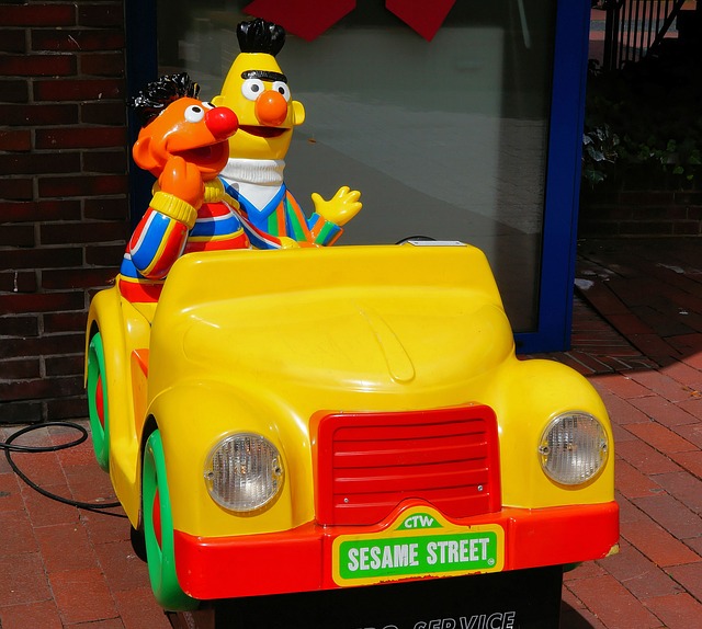 bert-and-ernie-382270_640